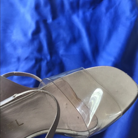 Vintage Chanel leather and lucite sandles - Picture 4 of 6